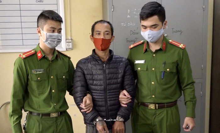 Chủ tịch phường bị đuổi chém khi nhắc đeo khẩu trang phòng dịch Covid-19