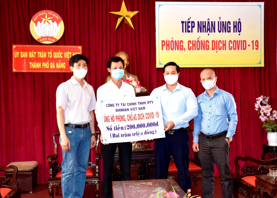 Shinhan Finance đóng góp 1,2 tỉ đồng cùng cả nước phòng chống COVID-19 - Ảnh 1.