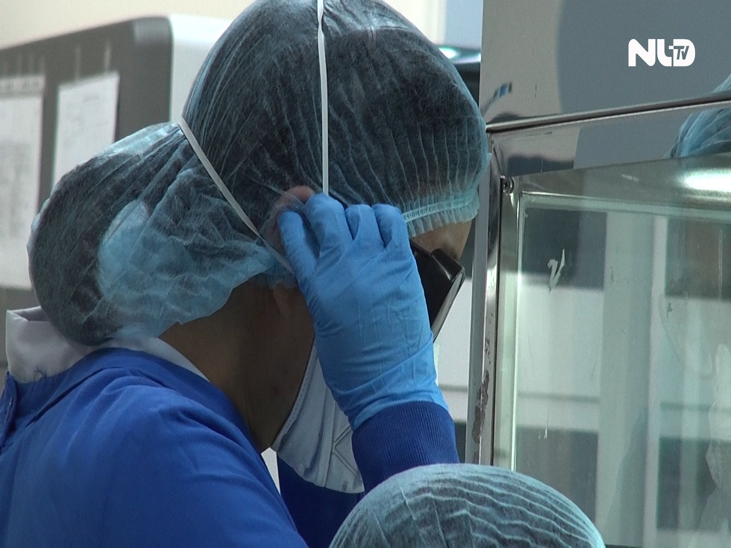 [Video] - Bệnh viện Bệnh Nhiệt đới TP HCM không ngủ với cuộc chiến chống Covid-19