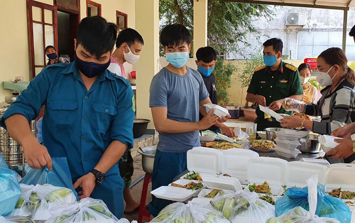 Quảng Nam hỗ trợ tiền ăn 80.000 đồng/ngày cho người về từ TP HCM, Hà Nội