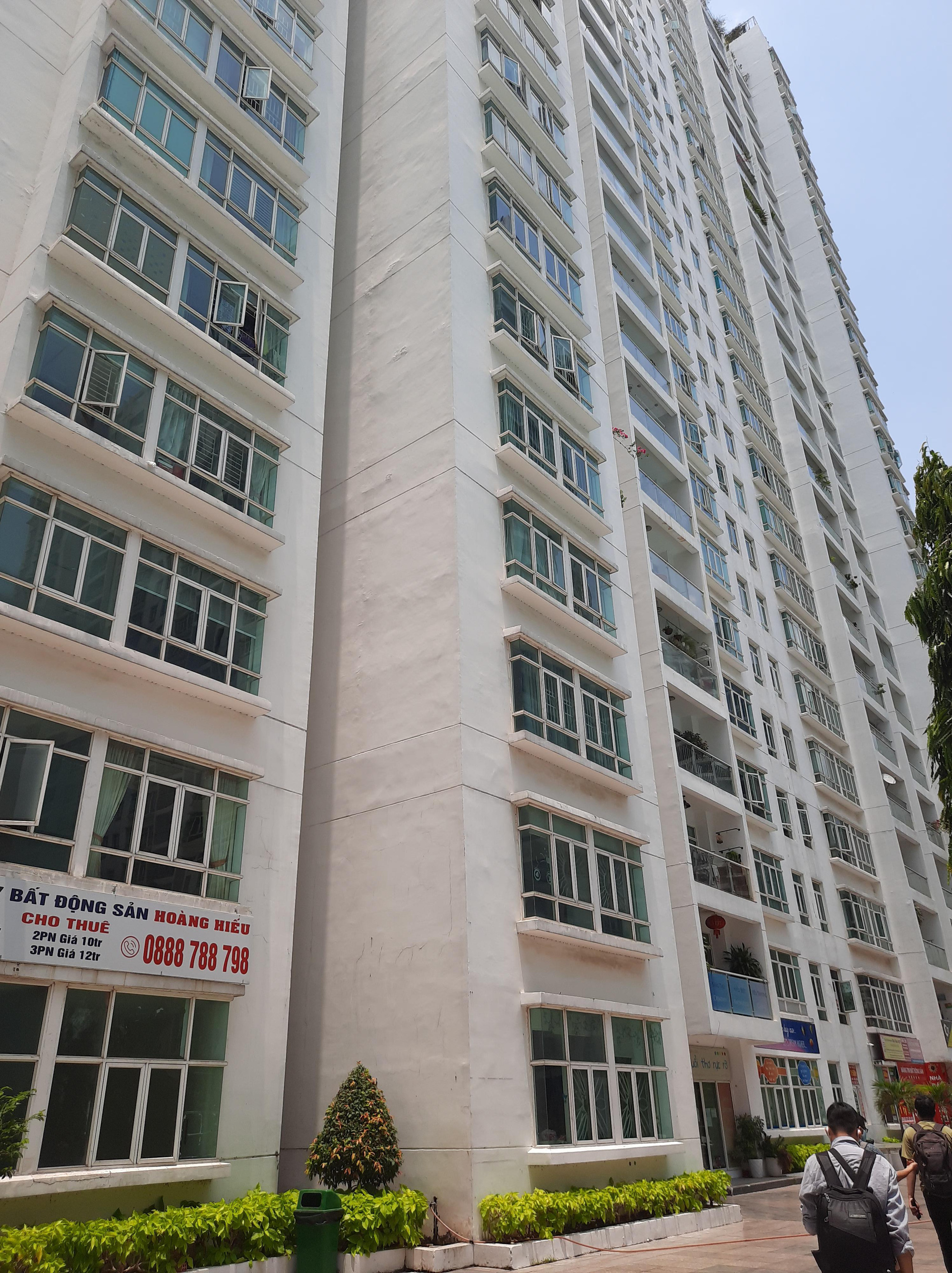 Nhân chứng nơi chung cư tiến sĩ, luật sư Bùi Quang Tín tử vong nói gì? - Ảnh 2.
