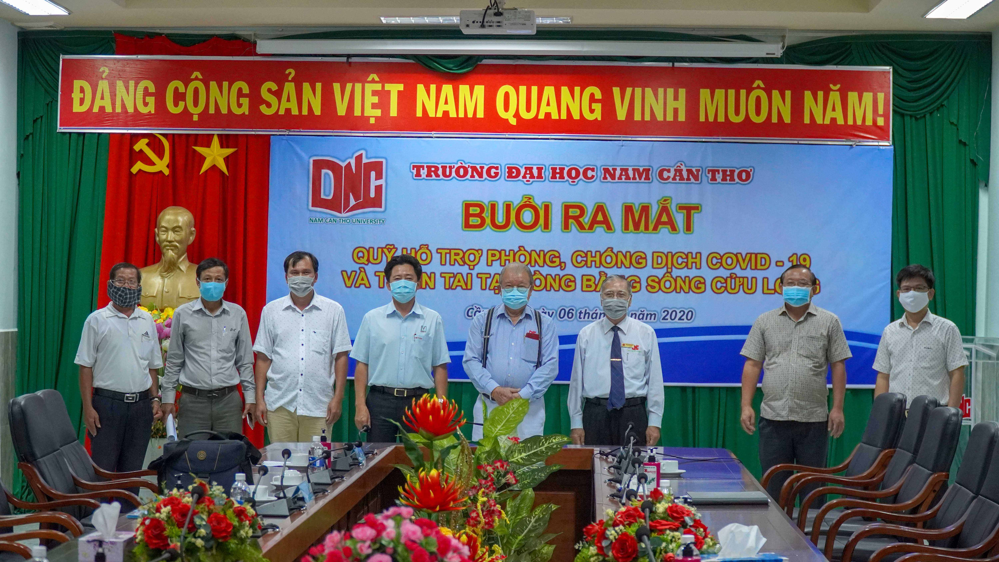 ĐH Nam Cần Thơ ra mắt quỹ ph&ograve;ng, chống dịch Covid-19 v&agrave; thi&ecirc;n tai ĐBSCL - Ảnh 1.