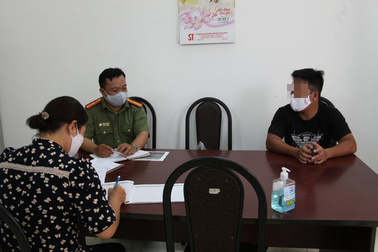 Bình luận xúc phạm lãnh đạo Cần Thơ, một Facebooker bị phạt