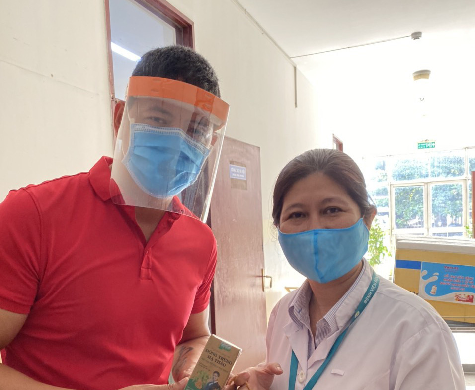 Bình Minh cảm ơn y - bác sĩ tuyến đầu chống dịch COVID-19