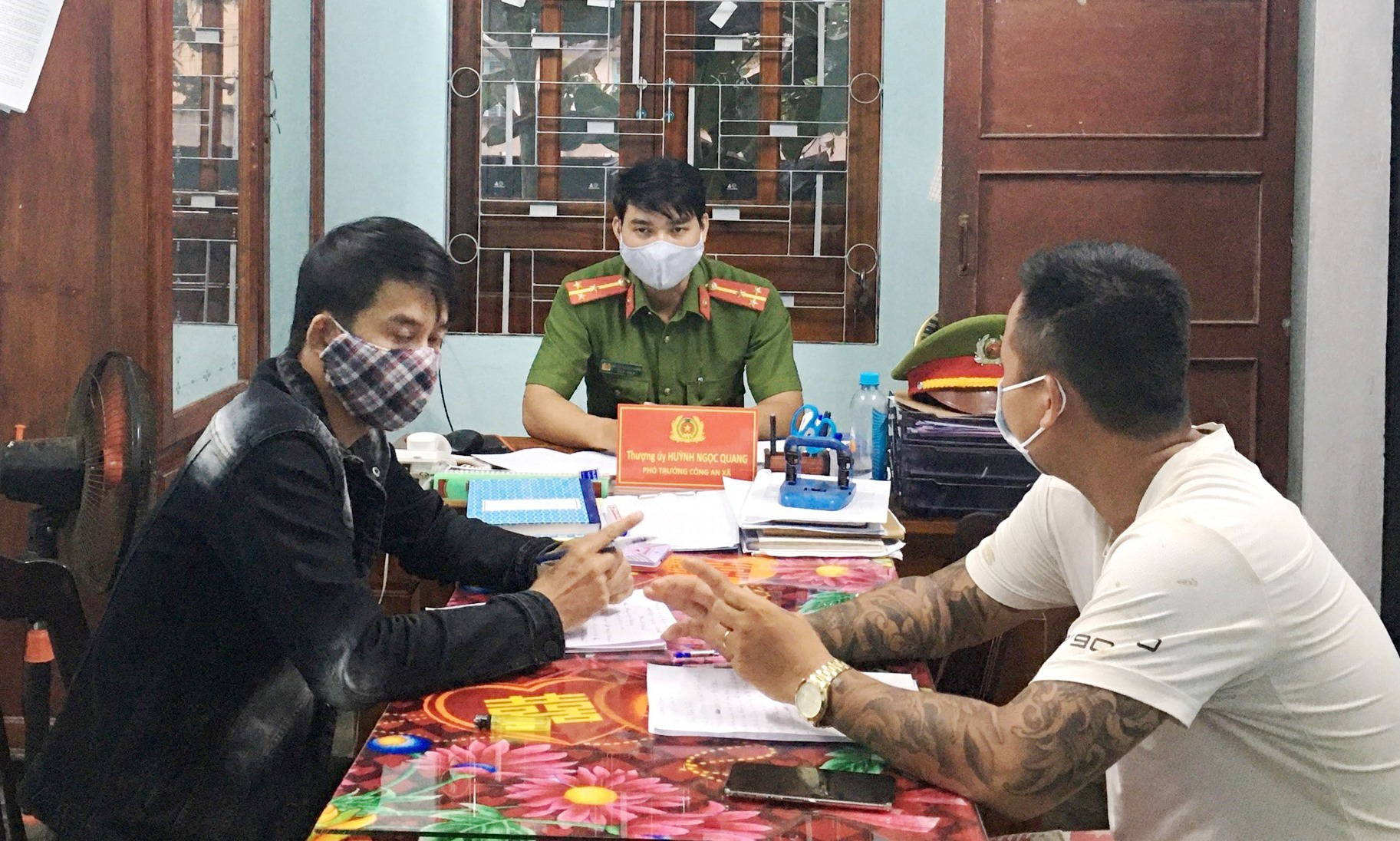 Đi bắt cá trong thời gian cách ly, bị phạt 2 triệu đồng