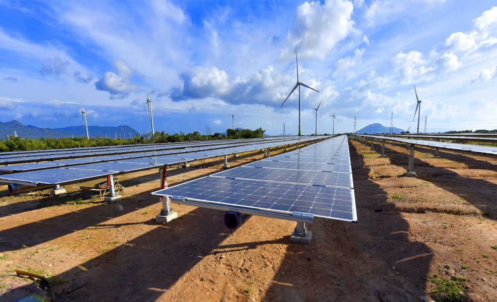 "Chốt" giá mua điện mặt trời mái nhà là 1.943 đồng/kWh