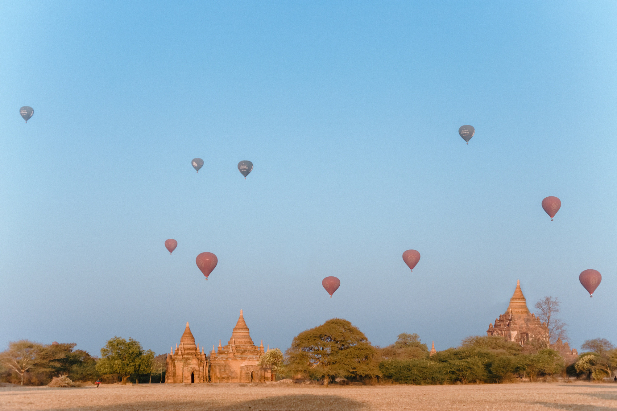 Cuộc sống ở Myanmar l&agrave; những khung h&igrave;nh b&igrave;nh dị v&agrave; y&ecirc;n ả - Ảnh 4.