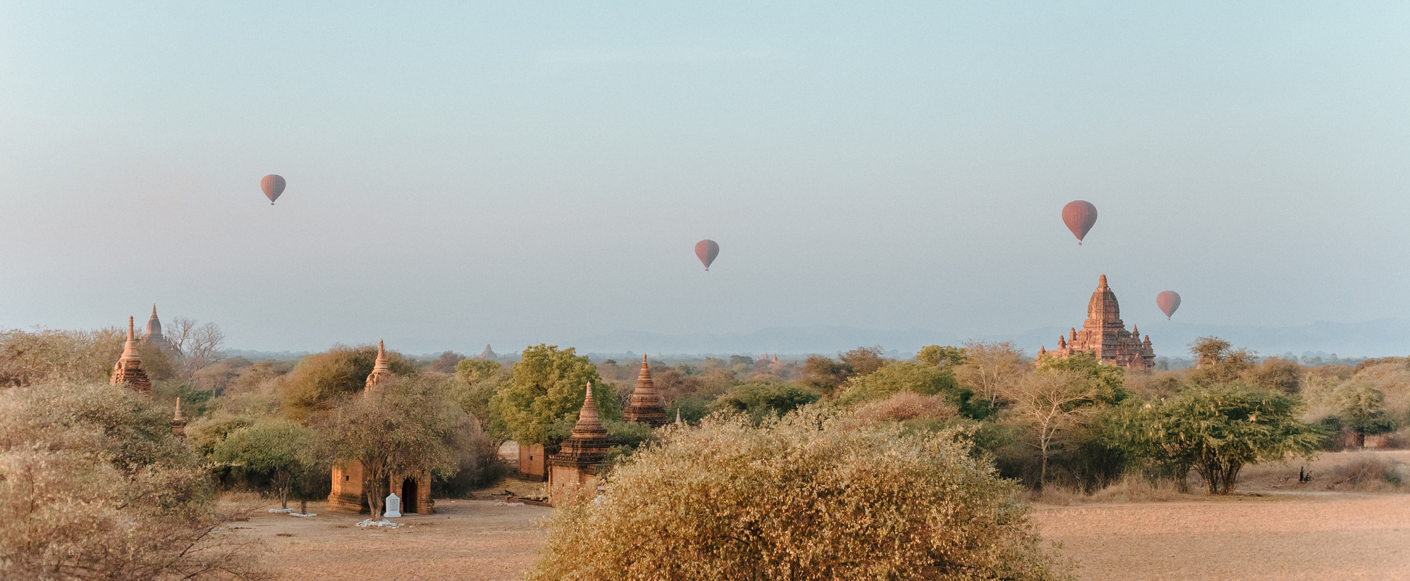 Cuộc sống ở Myanmar l&agrave; những khung h&igrave;nh b&igrave;nh dị v&agrave; y&ecirc;n ả - Ảnh 5.