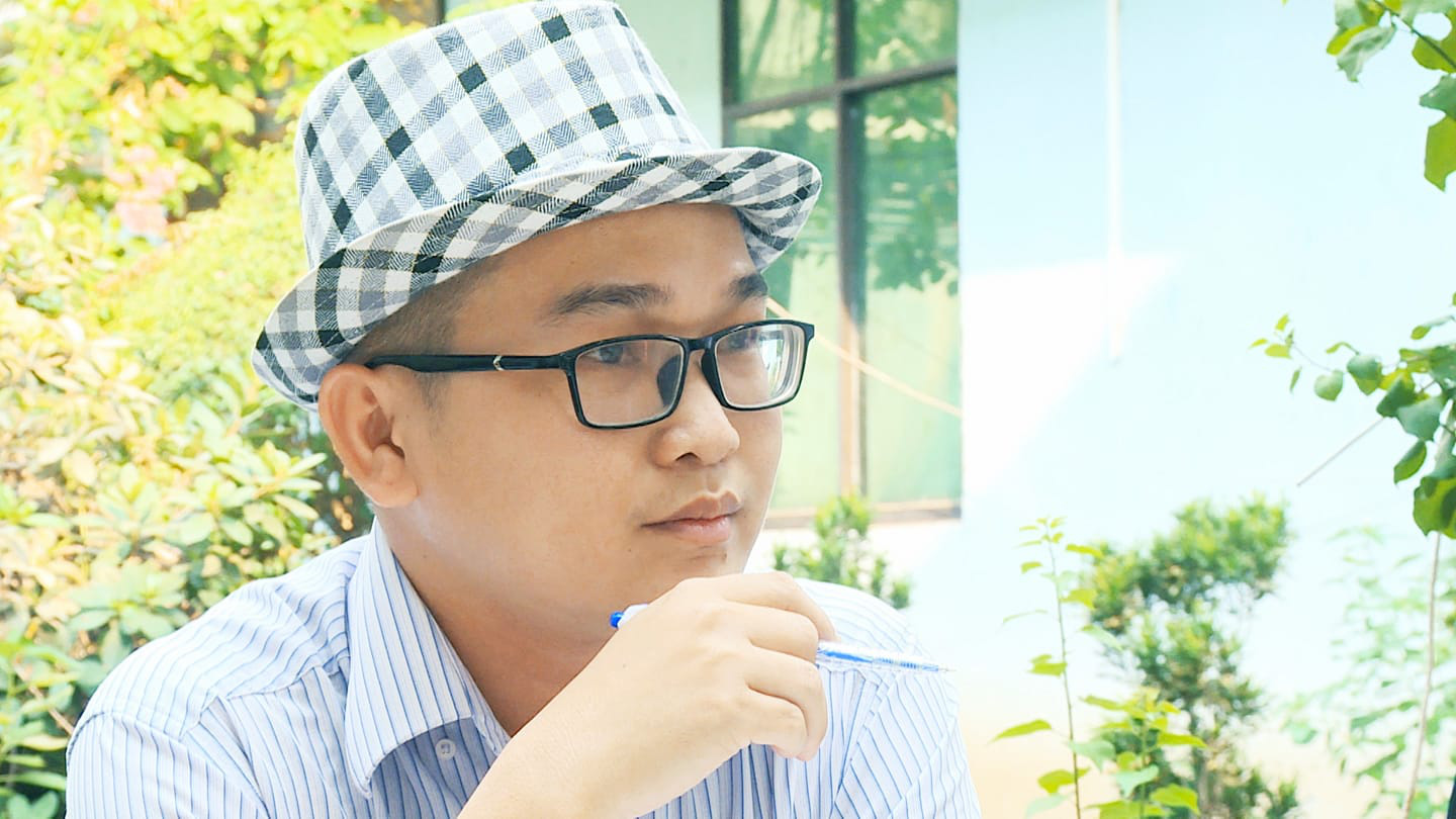 Viết vọng cổ chống dịch Covid-19, nghệ sĩ lan tỏa sự y&ecirc;u thương - Ảnh 5.