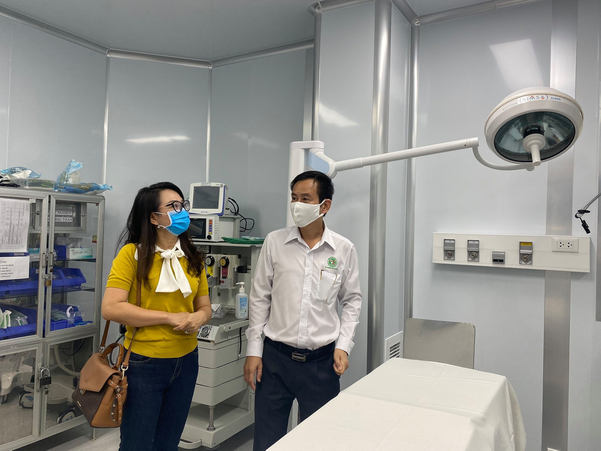 Đi xem phòng điều trị Covid-19 ở bệnh viện quận 2