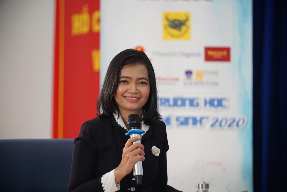 Trực tuyến "Đưa trường học đến thí sinh": Chuẩn bị gì cho mùa thi 2020?