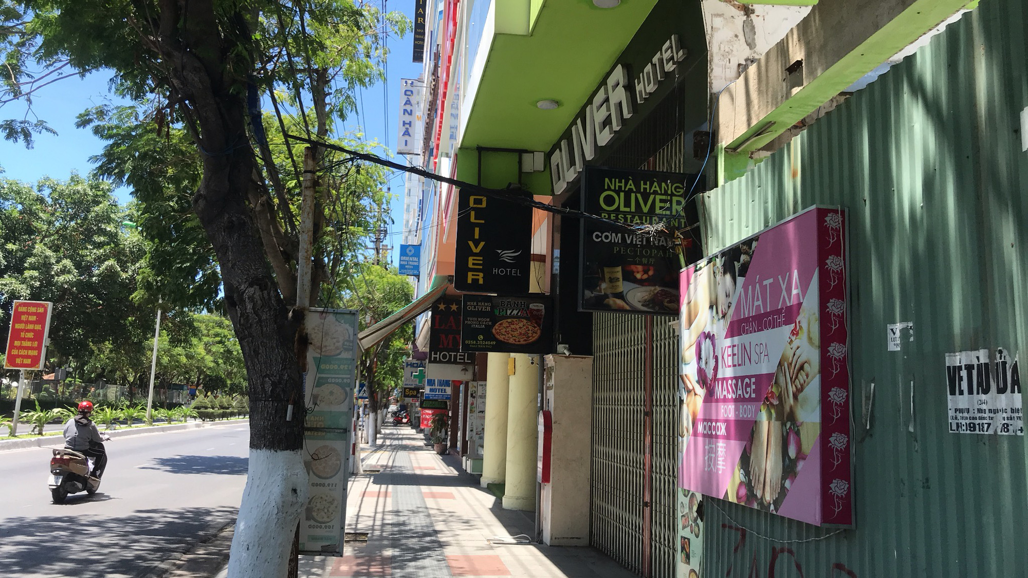 Nha Trang vắng kh&aacute;ch dịp lễ 30-4 - Ảnh 1.