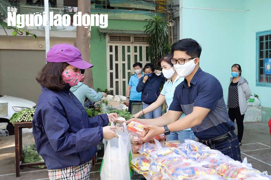 Cắt giảm các hoạt động chưa thực sự cấp thiết để tập trung chăm lo, hỗ trợ đoàn viên, người lao động.