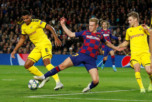 Super League lại "ám" sân cỏ châu Âu