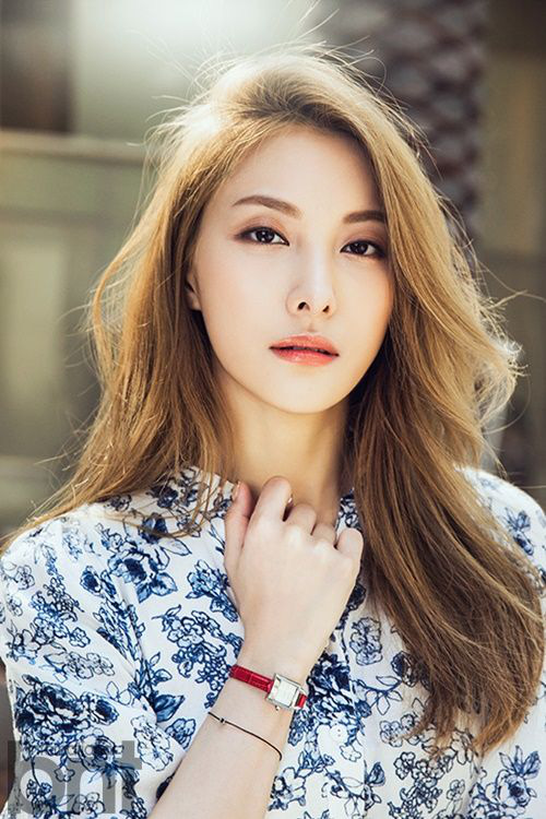 Sao H&agrave;n xin lỗi v&igrave; đi hộp đ&ecirc;m giữa dịch Covid-19 - Ảnh 1.