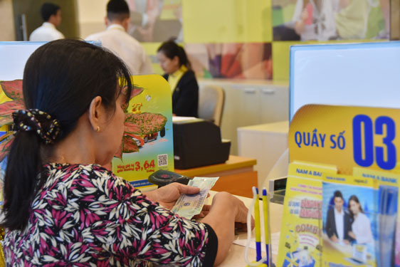 Th&ecirc;m cơ hội giảm l&atilde;i suất vay - Ảnh 1.