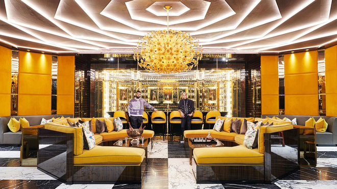 Nh&agrave; thiết kế giường 400.000 USD v&agrave; biệt thự 100 triệu USD - Ảnh 3.