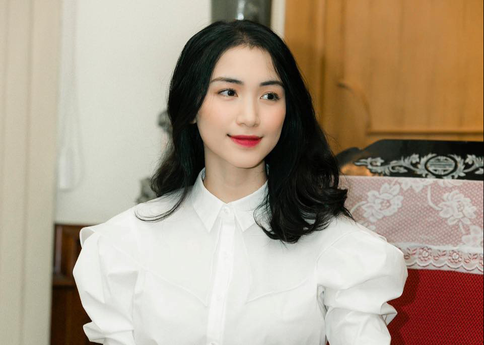 Hương Tr&agrave;m, Ho&agrave;i L&acirc;m v&agrave; những ca sĩ dừng hoạt động khi đang nổi tiếng - Ảnh 5.