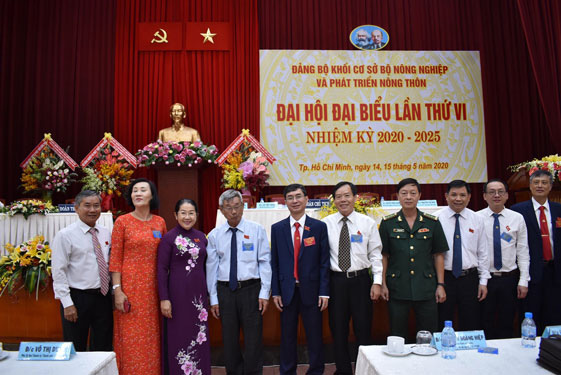 X&acirc;y dựng một nền n&ocirc;ng nghiệp thịnh vượng - Ảnh 1.