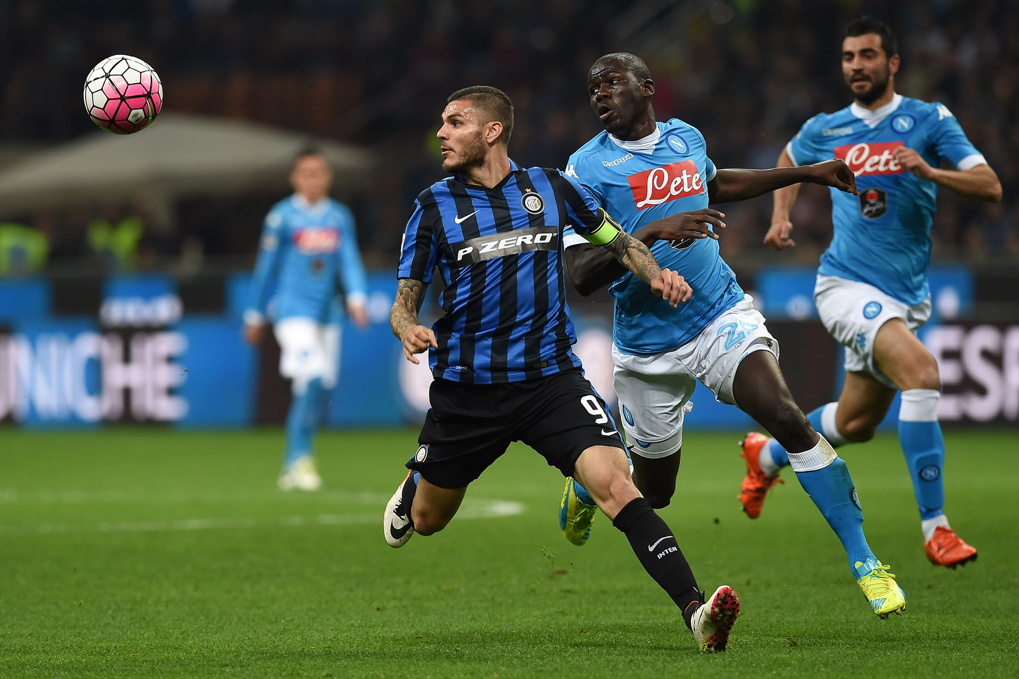 Serie A đắn đo ng&agrave;y trở lại - Ảnh 1.