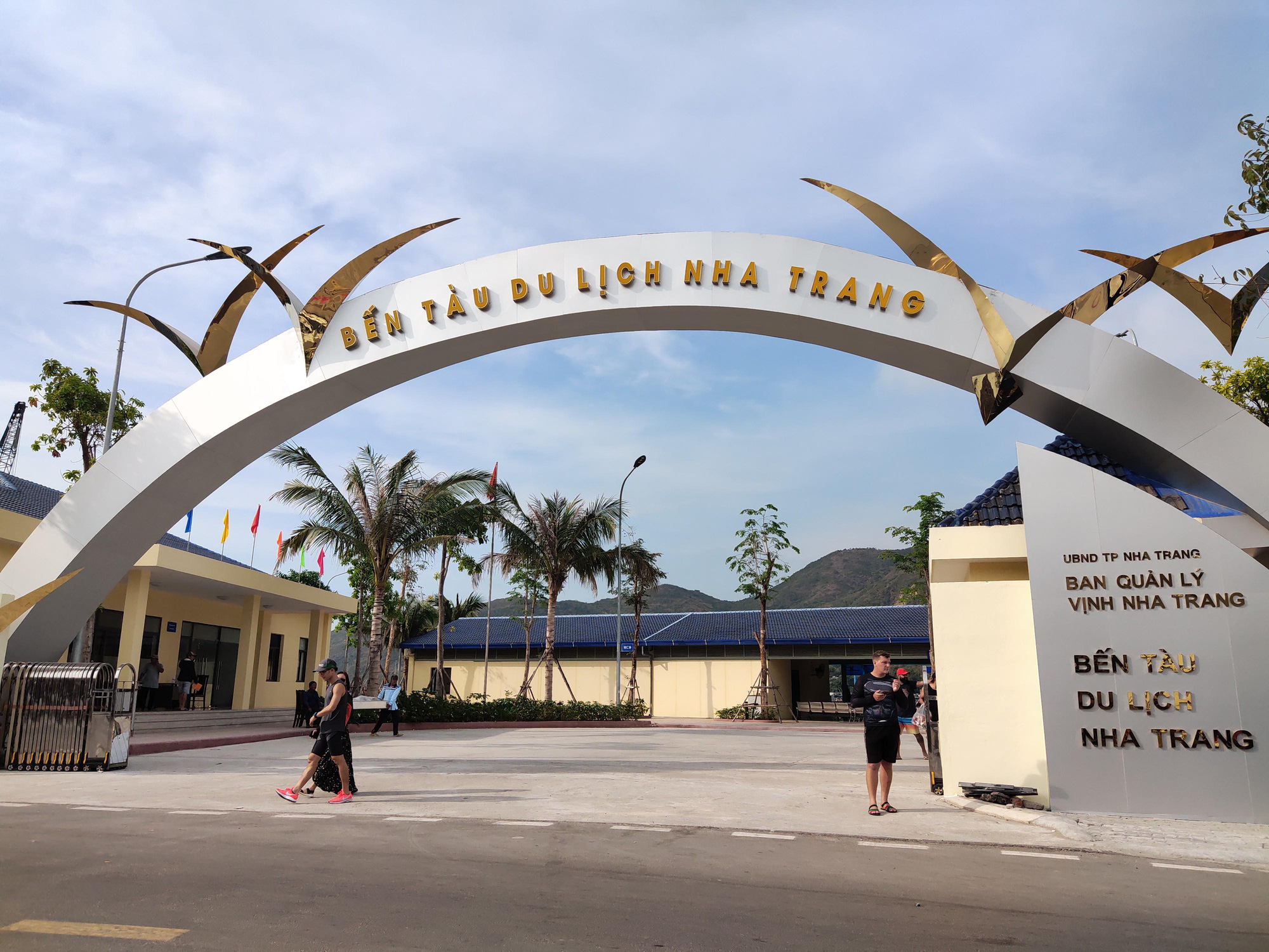 Nha Trang: Đ&oacute;ng cửa bến t&agrave;u du lịch Cầu Đ&aacute; - Ảnh 5.