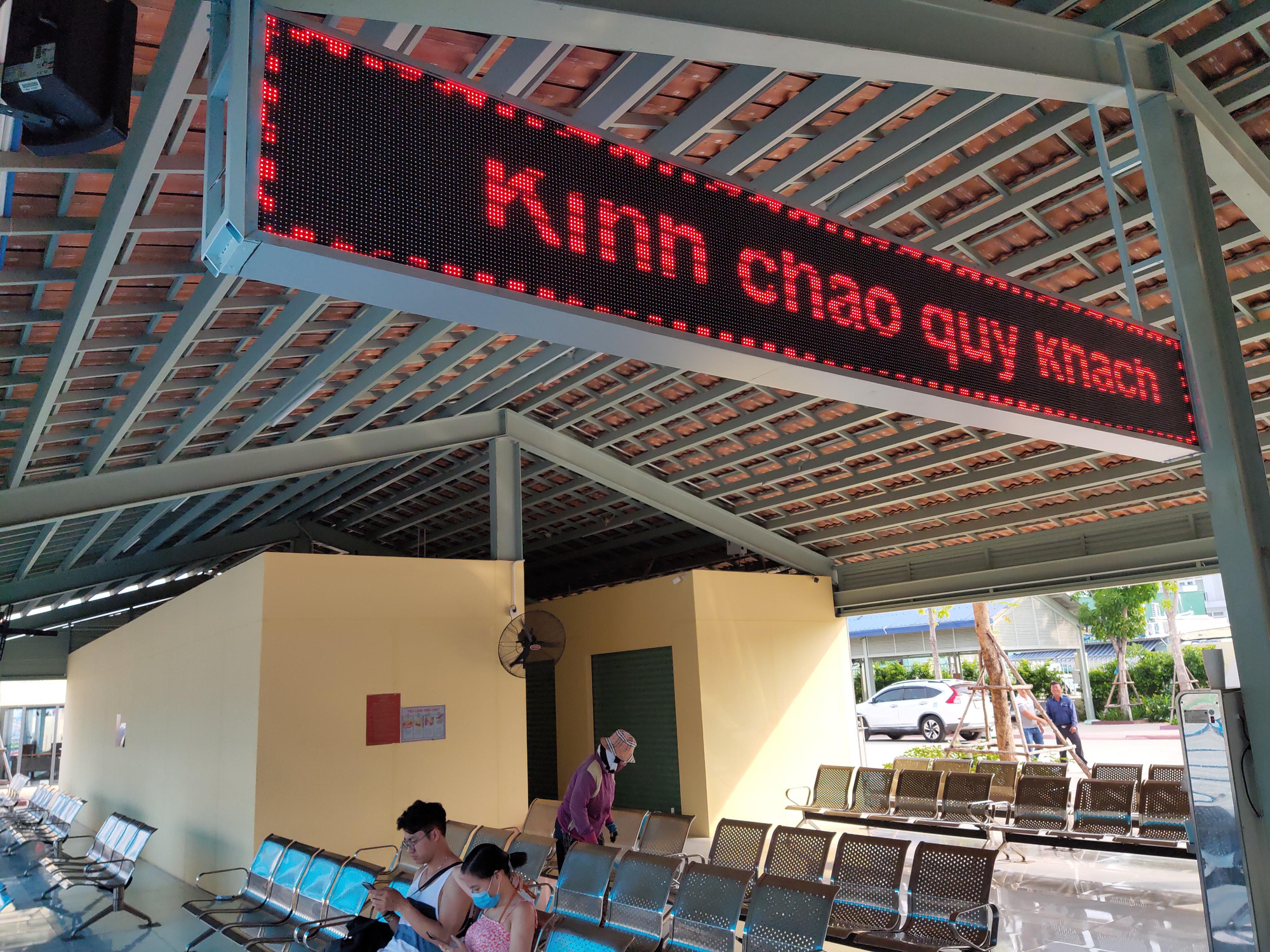 Nha Trang: Đ&oacute;ng cửa bến t&agrave;u du lịch Cầu Đ&aacute; - Ảnh 3.