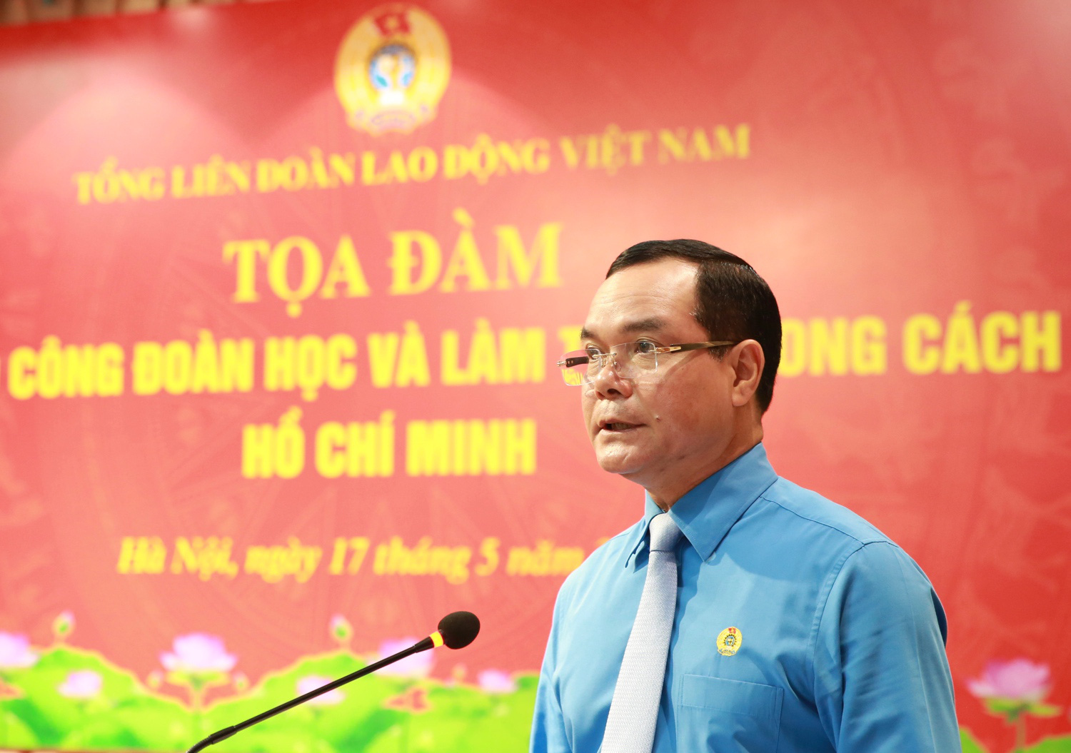 Tư tưởng Hồ Ch&iacute; Minh lu&ocirc;n l&agrave; &aacute;nh s&aacute;ng soi đường cho tổ chức C&ocirc;ng đo&agrave;n Việt Nam - Ảnh 4.