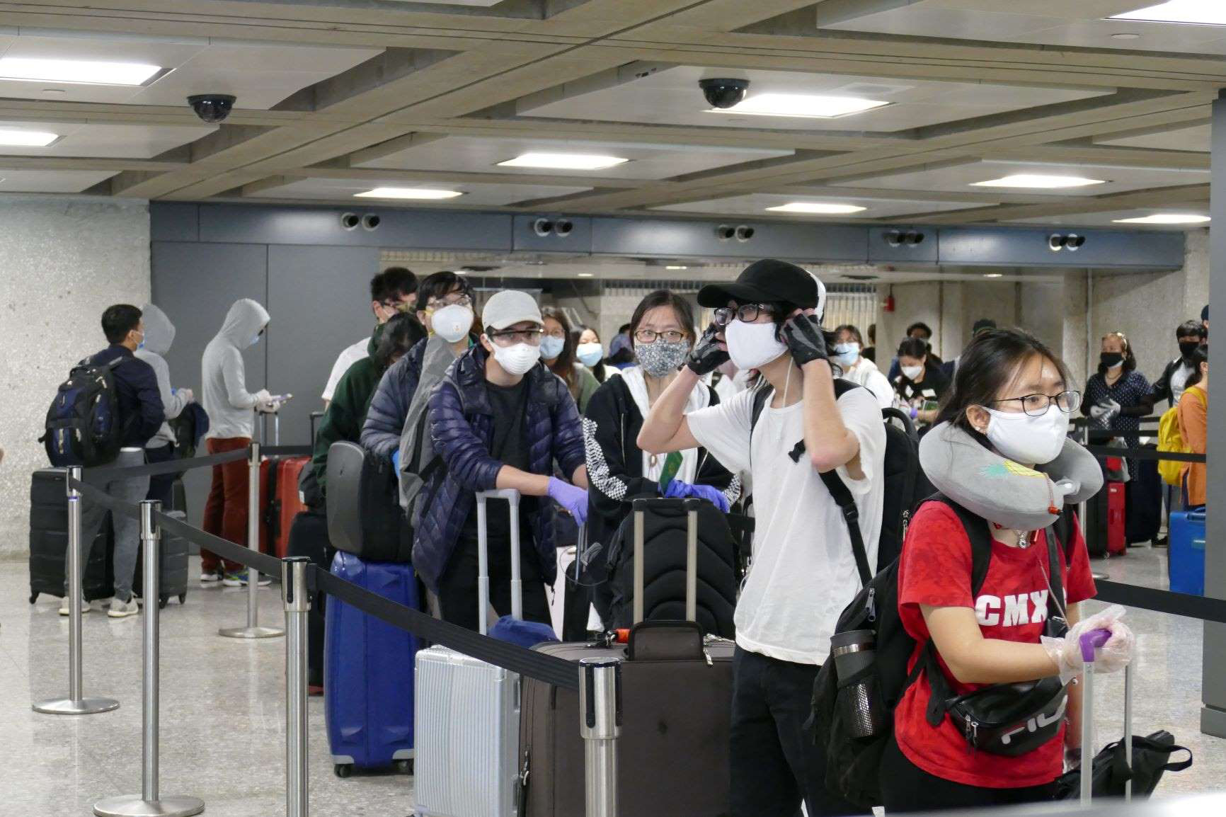 Đưa hơn 340 người Việt từ Washington DC về Nội B&agrave;i - Ảnh 1.