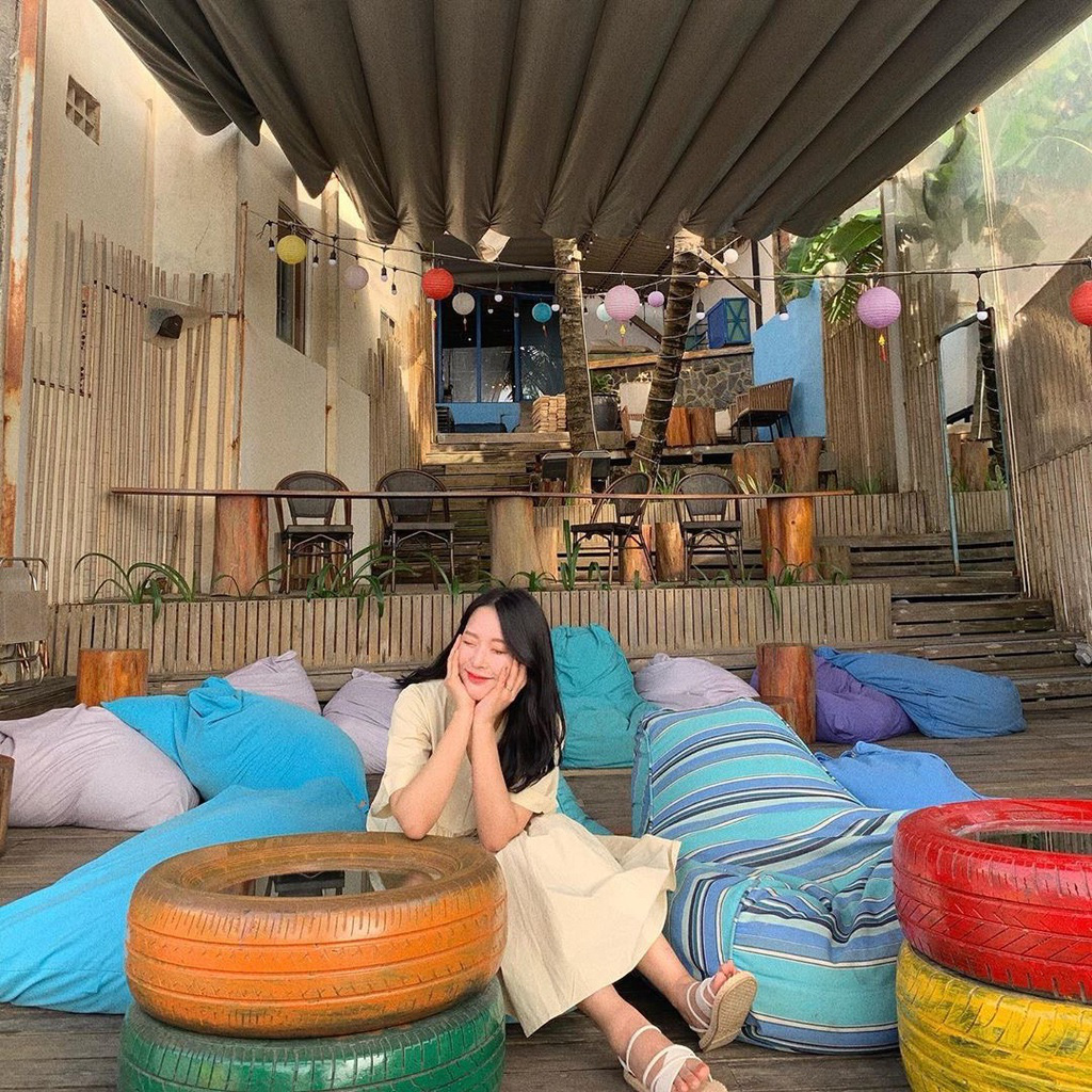 Ngắm ho&agrave;ng h&ocirc;n tại những qu&aacute;n c&agrave; ph&ecirc; view đẹp ở Ph&uacute; Quốc - Ảnh 4.