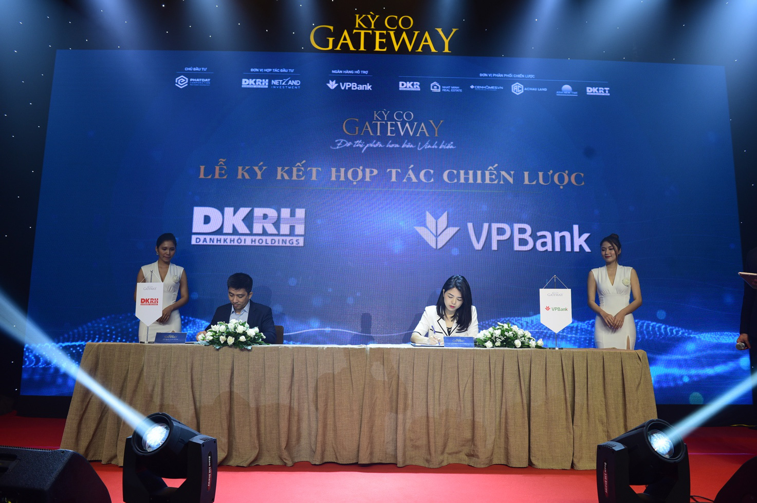 Tập đoàn Danh Khôi ký kết hợp tác với ngân hàng, đại lý chiến lược triển khai Kỳ Co Gateway - Ảnh 1.