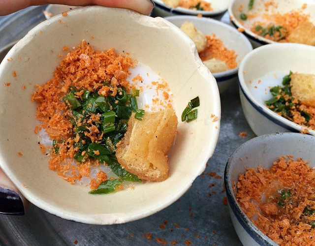 B&uacute;n sứa v&agrave; 7 m&oacute;n ăn lạ vị đ&aacute;ng thử khi tới Nha Trang - Ảnh 7.