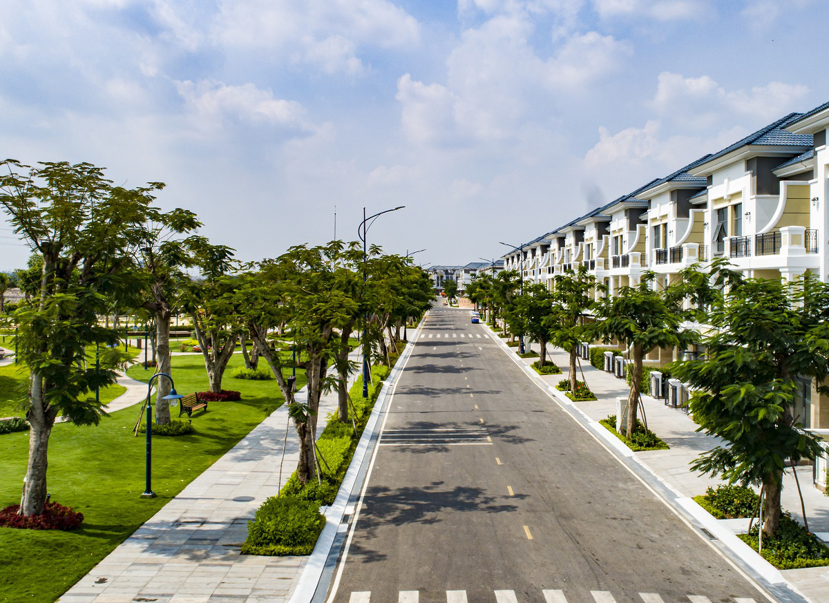 Nh&agrave; li&ecirc;n kế, biệt thự cao cấp tại khu Đ&ocirc;ng TP HCM thu h&uacute;t cộng đồng cư d&acirc;n - Ảnh 2.