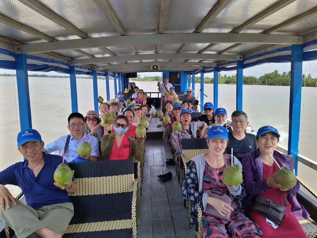 Lữ h&agrave;nh Saigontourist triển khai nhiều ch&ugrave;m tour k&iacute;ch cầu - Ảnh 2.