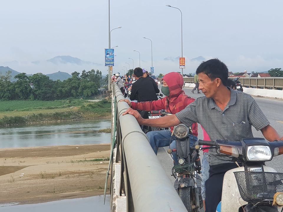T&igrave;m thấy thi thể nữ sinh lớp 8 c&aacute;ch nơi ph&aacute;t hiện xe đạp điện của nạn nh&acirc;n 20 km - Ảnh 1.