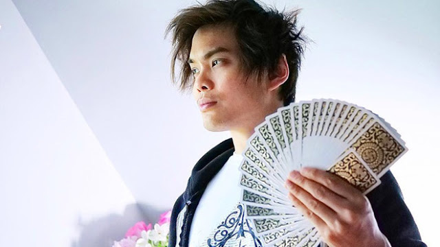 Thần b&agrave;i Shin Lim: H&agrave;nh tr&igrave;nh từ YouTube đến Las Vegas - Ảnh 2.