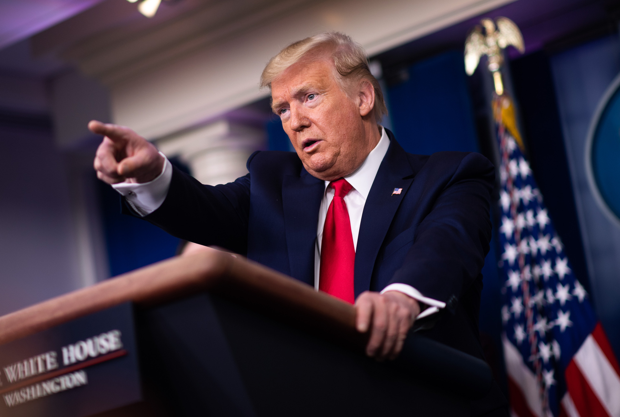 Tổng thống Trump nổi trận lôi đình với Trung Quốc