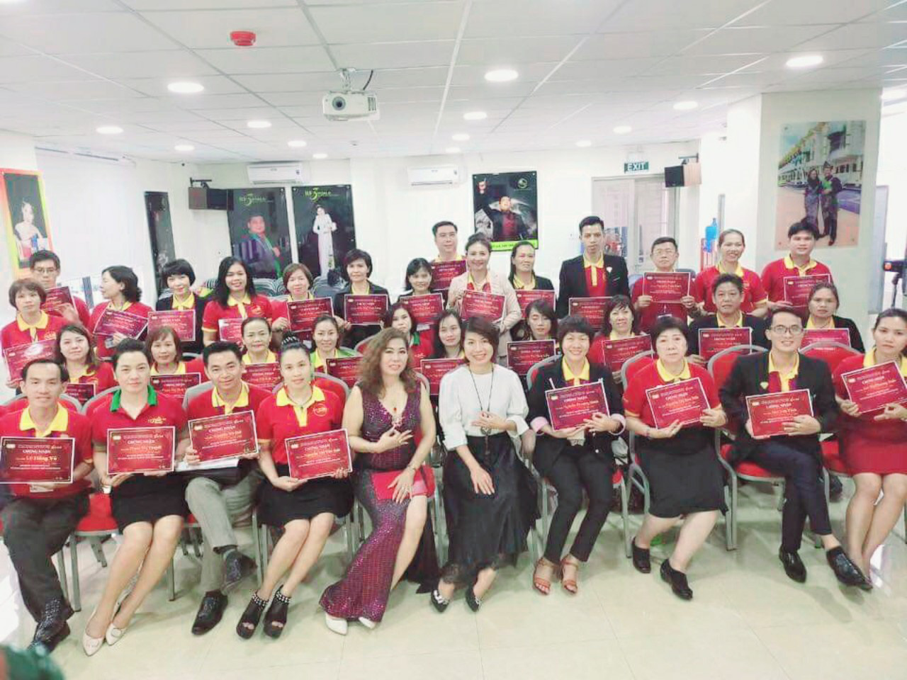 Diễn giả, MC Thi Thảo: Kỹ năng mềm, yếu tố gi&uacute;p doanh nghiệp vượt qua hậu Covid-19 - Ảnh 10.