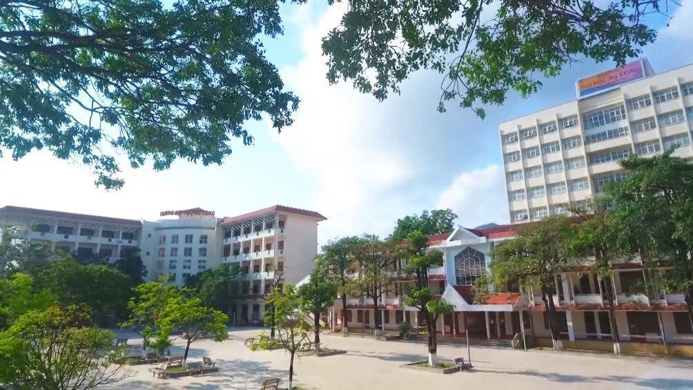 Quảng Ninh lên tiếng về việc kiện toàn chức danh Hiệu trưởng Trường ĐH Hạ Long