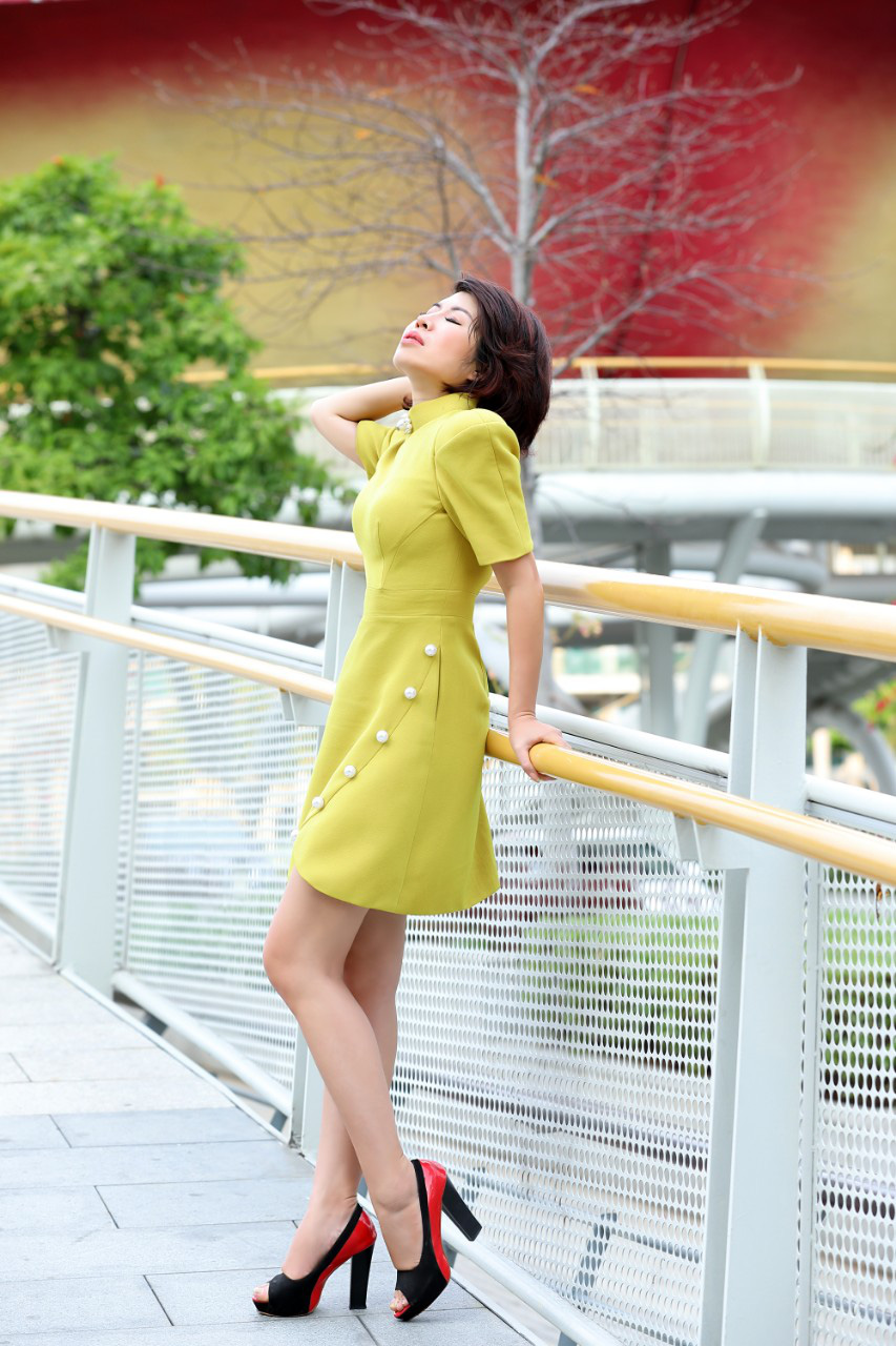 Diễn giả - MC Thi Thảo: Tự tin, sang trọng với thiết kế Phoenix_V của siêu mẫu Vũ Thu Phương - Ảnh 7.