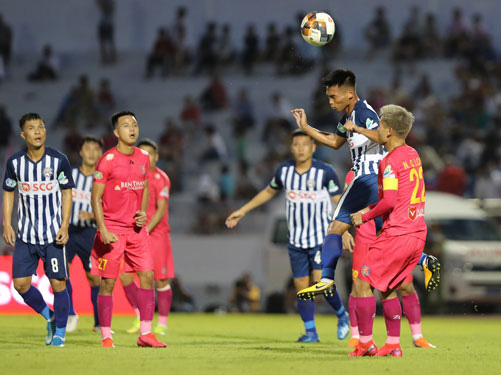 B&agrave; Rịa - Vũng T&agrave;u thắng S&agrave;i G&ograve;n FC 2-1: Ấn tượng HLV Trần Minh Chiến - Ảnh 1.