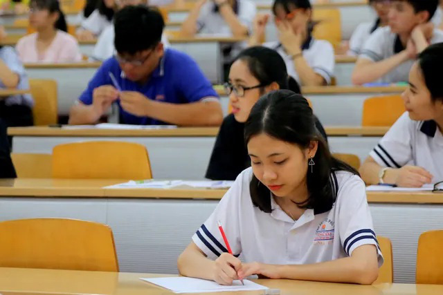 Trường ĐH Quốc tế dừng kỳ thi đánh giá năng lực - Ảnh 1.