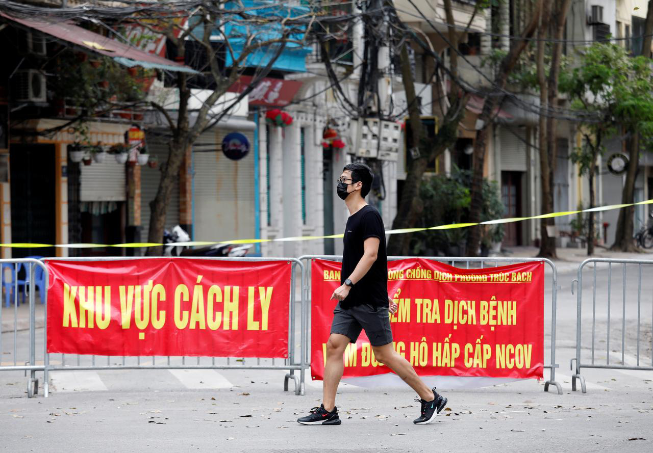 Báo Mỹ Politico: Việt Nam là nước chống dịch Covid-19 hàng đầu thế giới