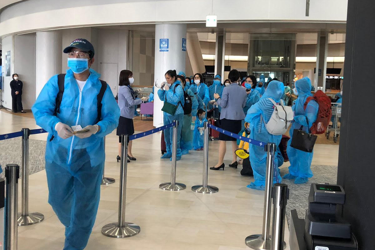 Đưa hơn 340 công dân Việt Nam từ Nhật Bản về nước