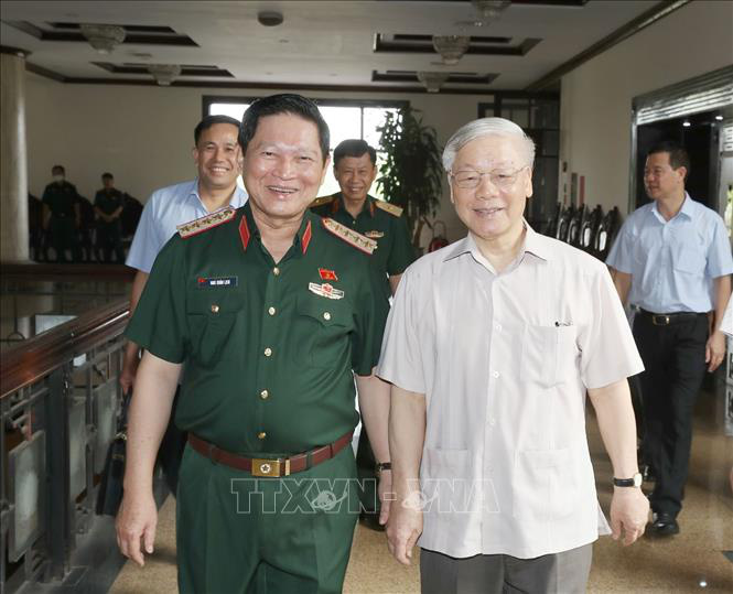 Ch&ugrave;m ảnh Tổng B&iacute; thư, Chủ tịch nước Nguyễn Ph&uacute; Trọng chủ tr&igrave; Hội nghị Qu&acirc;n ủy Trung ương - Ảnh 3.