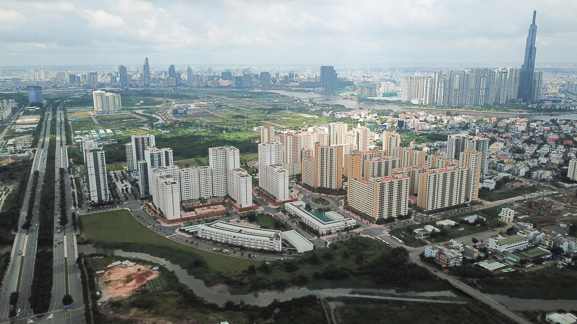 TP HCM ph&aacute;t triển khu Đ&ocirc;ng: Cơ hội cho bất động sản hưởng lợi - Ảnh 2.