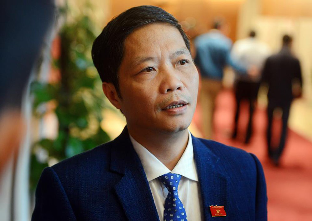 Bộ trưởng Trần Tuấn Anh nói gì về thông tin "găm hàng" xăng dầu chờ tăng giá?