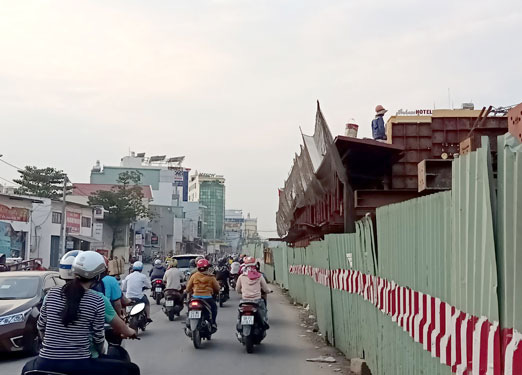 Chẩn bệnh h&agrave;ng loạt dự &aacute;n trọng điểm ở TP HCM - Ảnh 2.