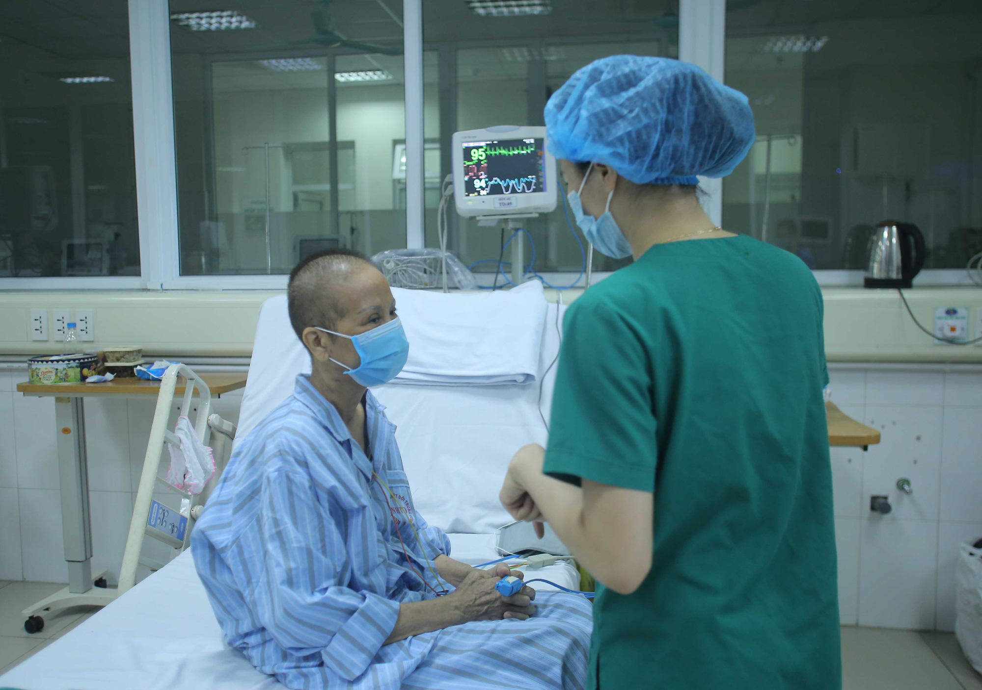 Bệnh nhân 19 giống như đứng trên cầu thăng bằng, nghiêng chút là nguy tính mạng