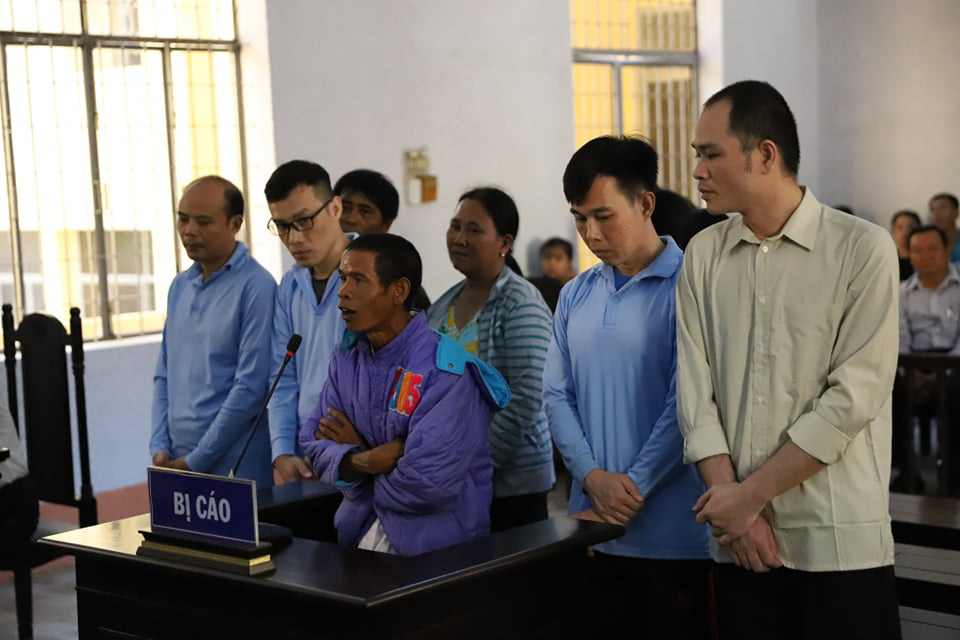 Nhiều c&aacute;n bộ v&agrave; người d&acirc;n bắt tay chiếm đoạt tiền của dự &aacute;n gần 3.000 tỉ đồng - Ảnh 3.