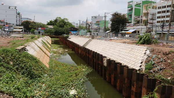 CHẨN